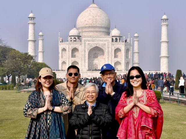 Taj Mahal Same Day Tour by Car hero (real)