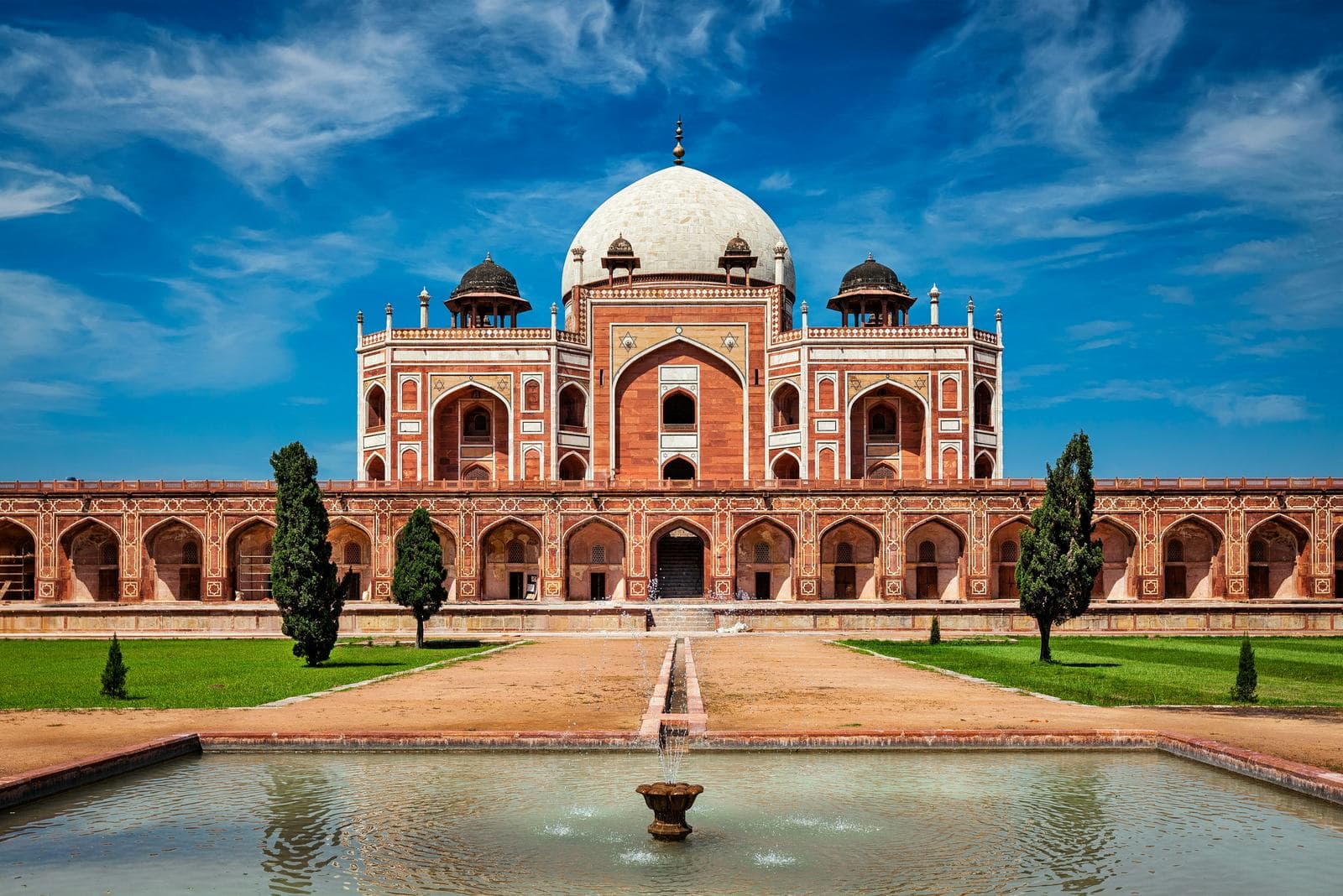 Delhi Archaeological Sites Day Tour hero (real)